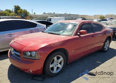 2010 Dodge Charger Sxt z USA, uszkodzony, nr VIN 2B3CA3CV2AH290324